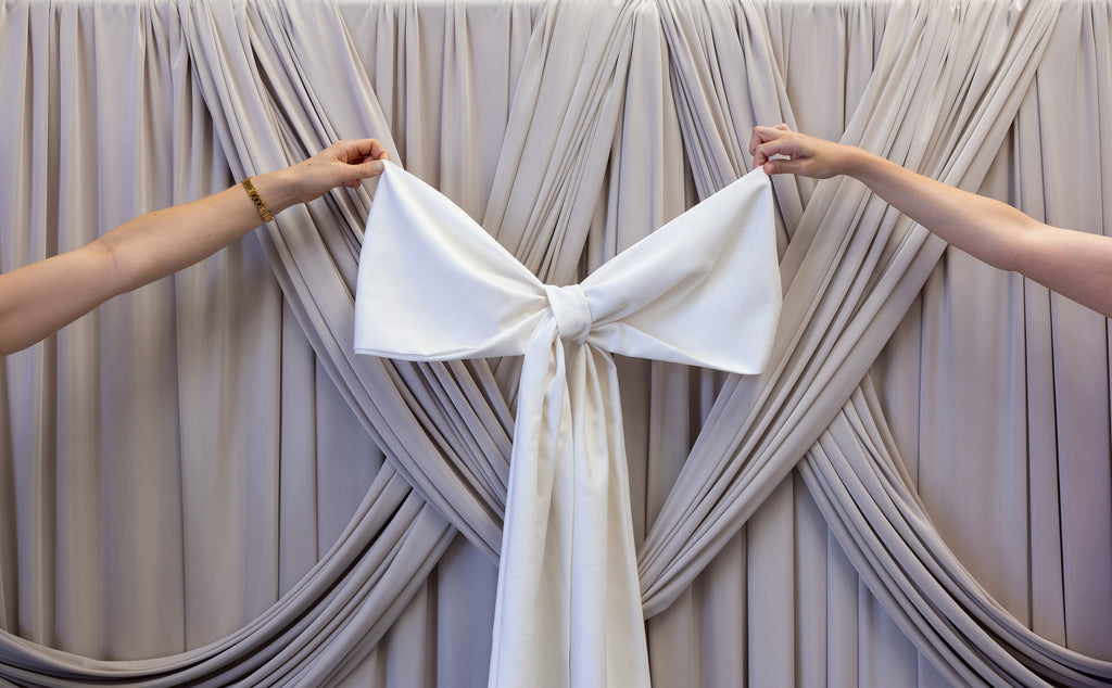 Large Fabric Bow – Cream